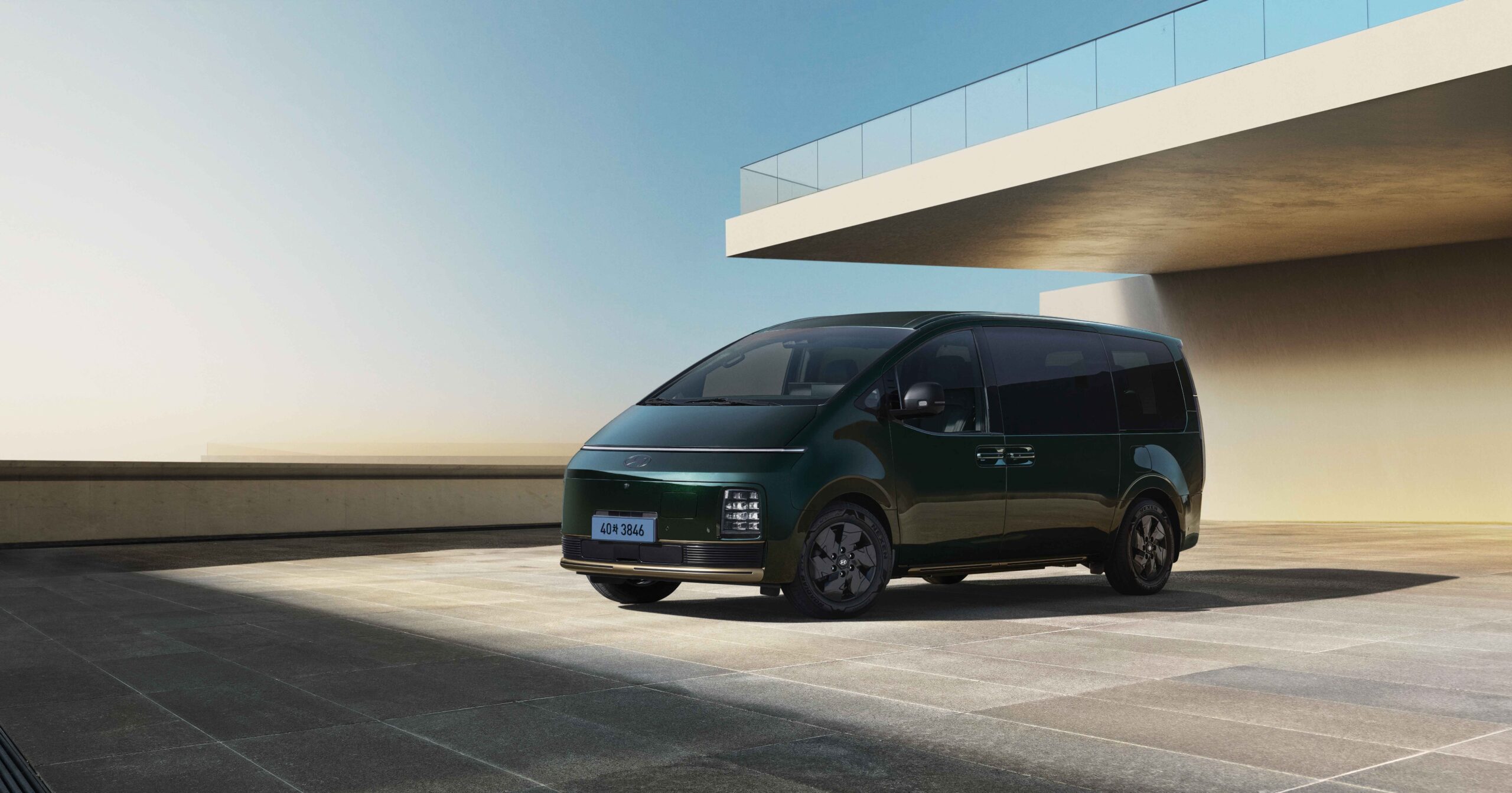 전기차·리무진 추가, 더 뉴 스타리아 출시